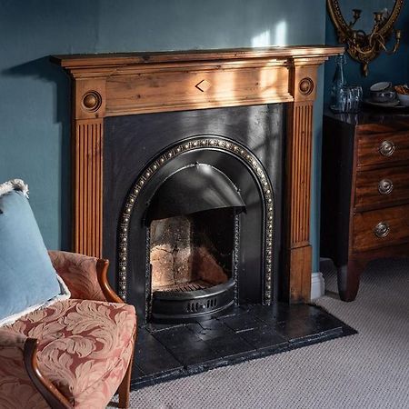 Colston Bassett Martin Arms Bed & Breakfast エクステリア 写真