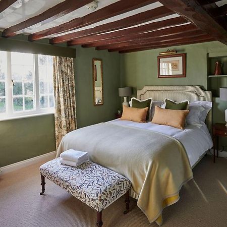 Colston Bassett Martin Arms Bed & Breakfast エクステリア 写真