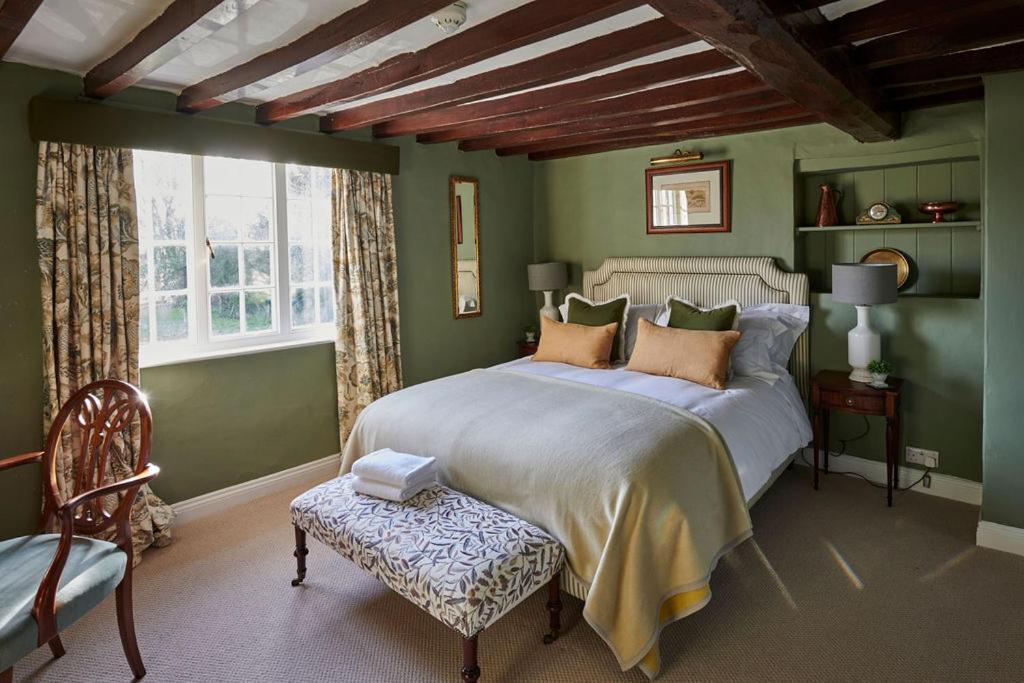 Colston Bassett Martin Arms Bed & Breakfast エクステリア 写真